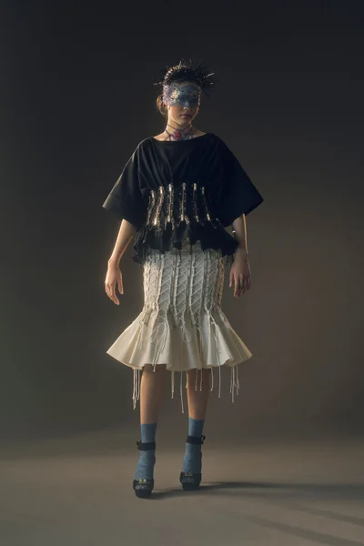 Look 37